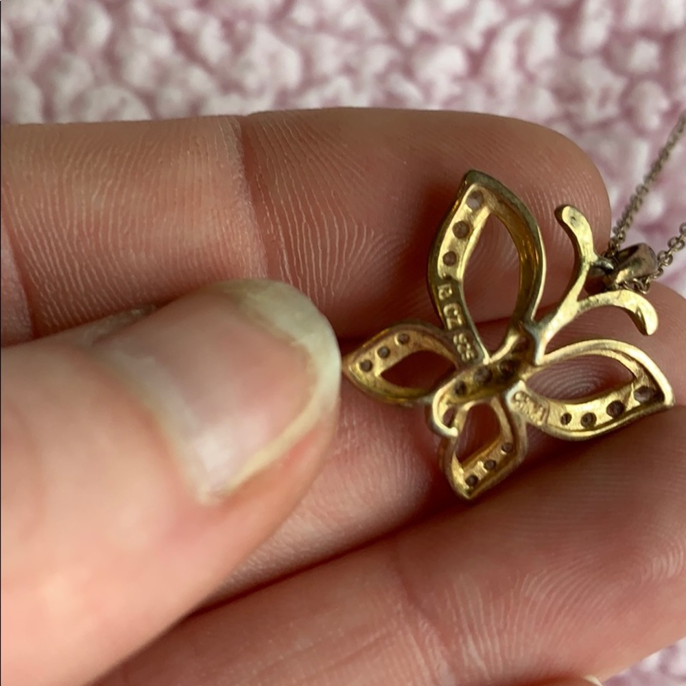 Gold plated sterling silver butterfly necklace - Picture 7 of 7